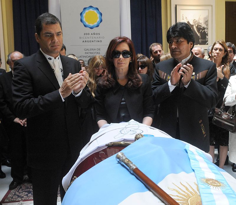 Funeral_Nestor_Kirchner,_Correa_y_Evo.jpg